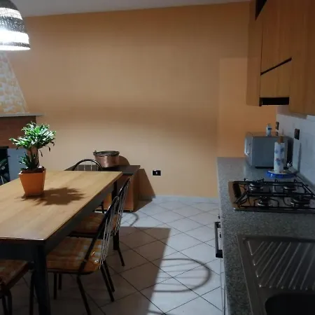 Rosso Di Sera Casa Vacanze Apartman Osimo
